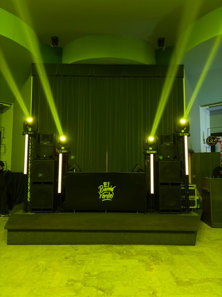 Postazione DJ set